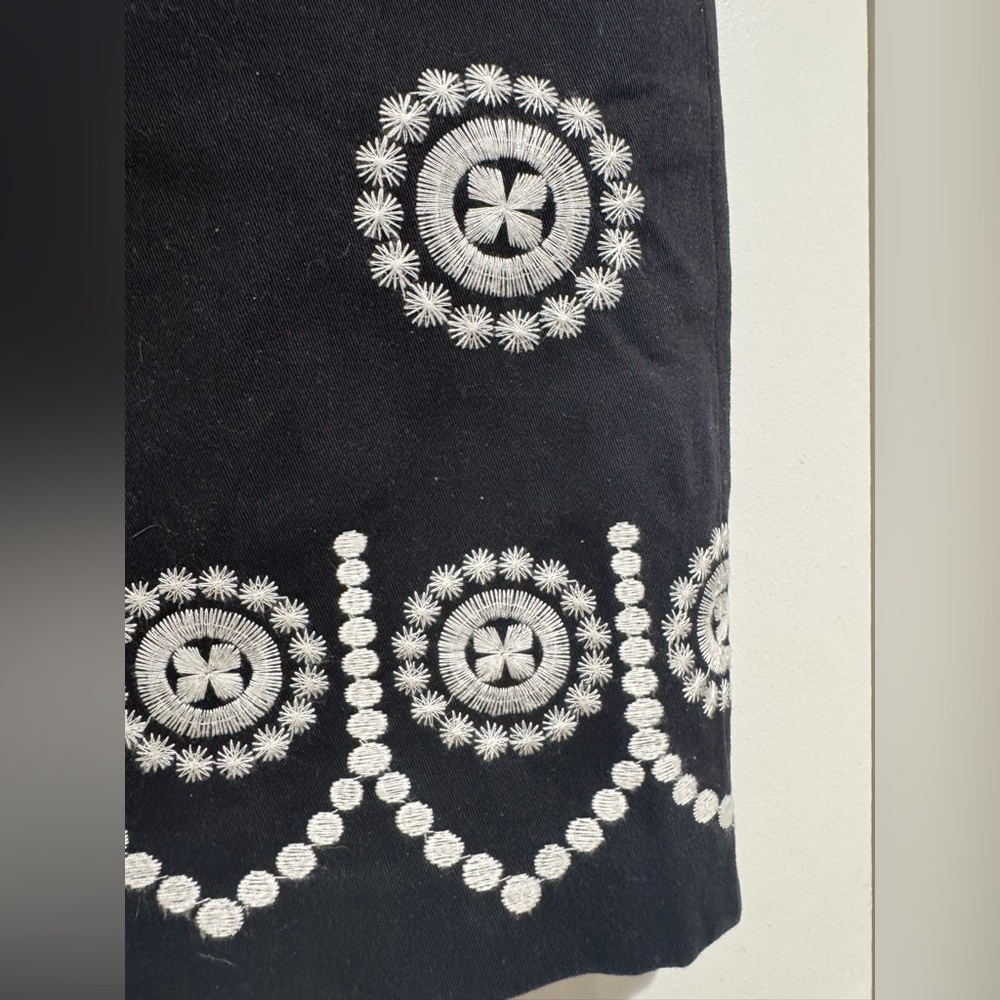 Boden A-line Embroidered Skirt - Picture 3 of 7